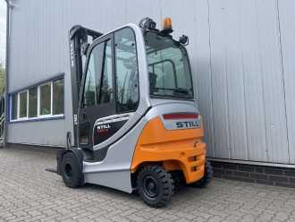 Wózki widłowe używane STILL RX60-25 | Batterie 86% ELEKTRO VIERRADFRONTSTAPLER (13061945)